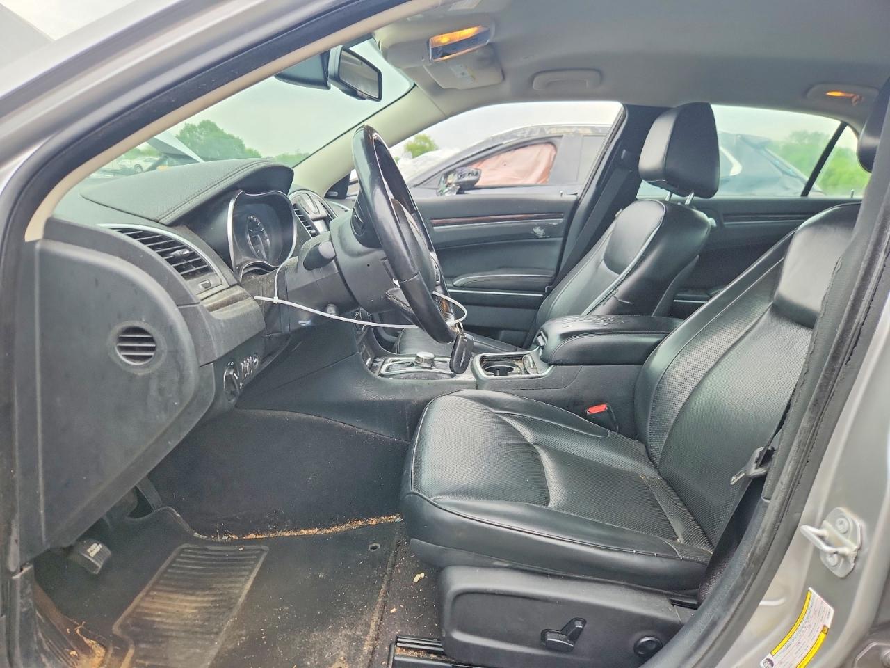 2018 CHRYSLER 300 LIMITED photo 13