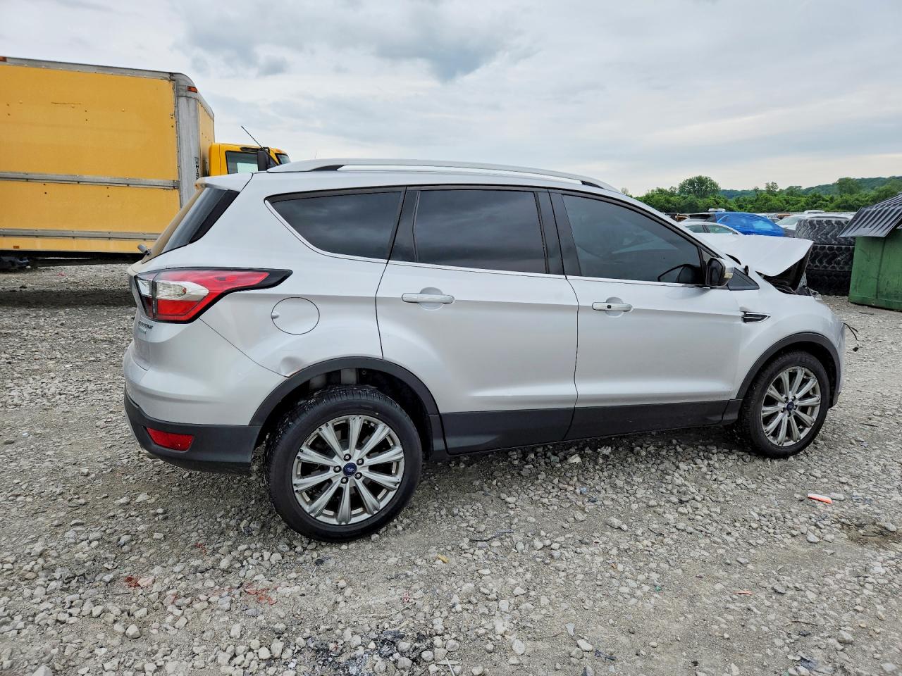 2017 FORD ESCAPE TITANIUM photo 5