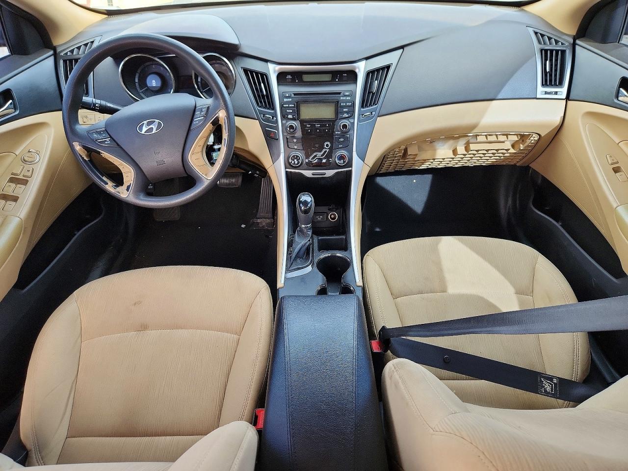 2012 HYUNDAI SONATA GLS photo 22