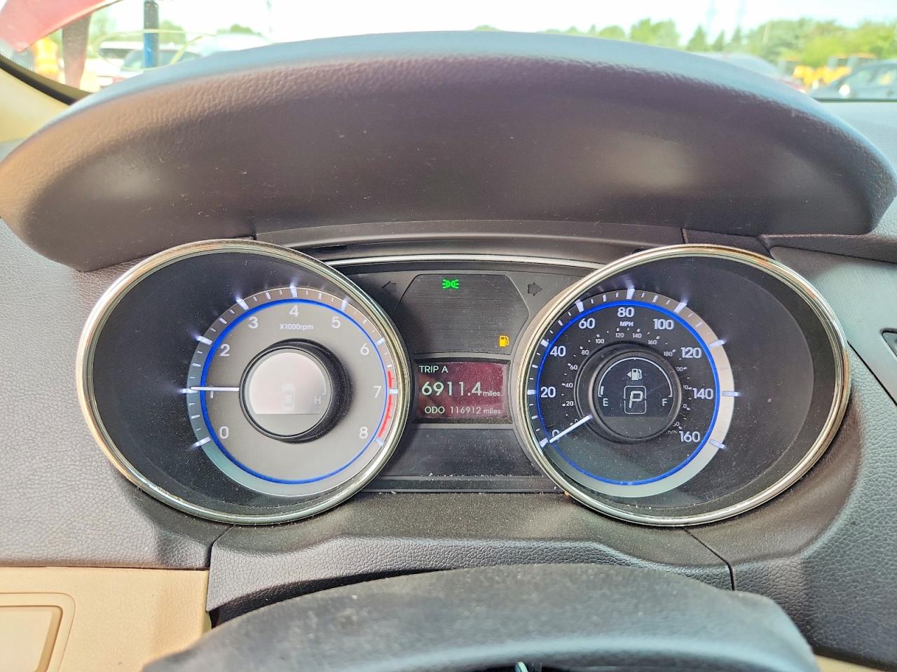 2012 HYUNDAI SONATA GLS photo 25