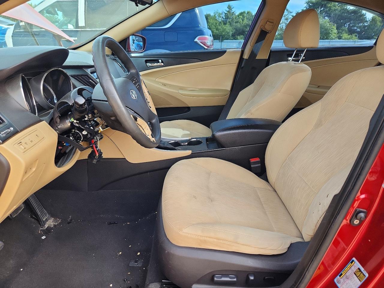 2012 HYUNDAI SONATA GLS photo 19