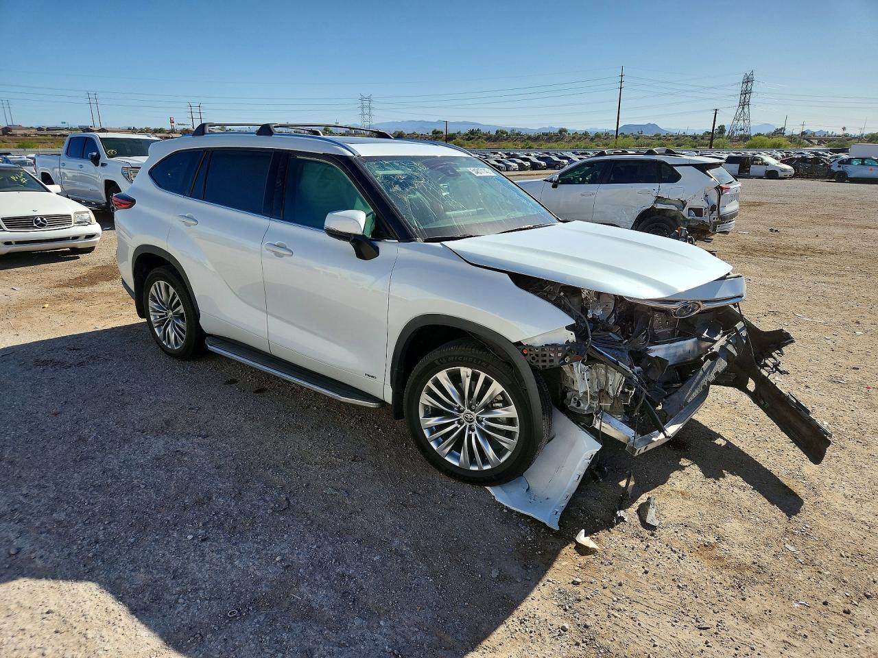 2022 TOYOTA HIGHLANDER HYBRID PLATINUM photo 7