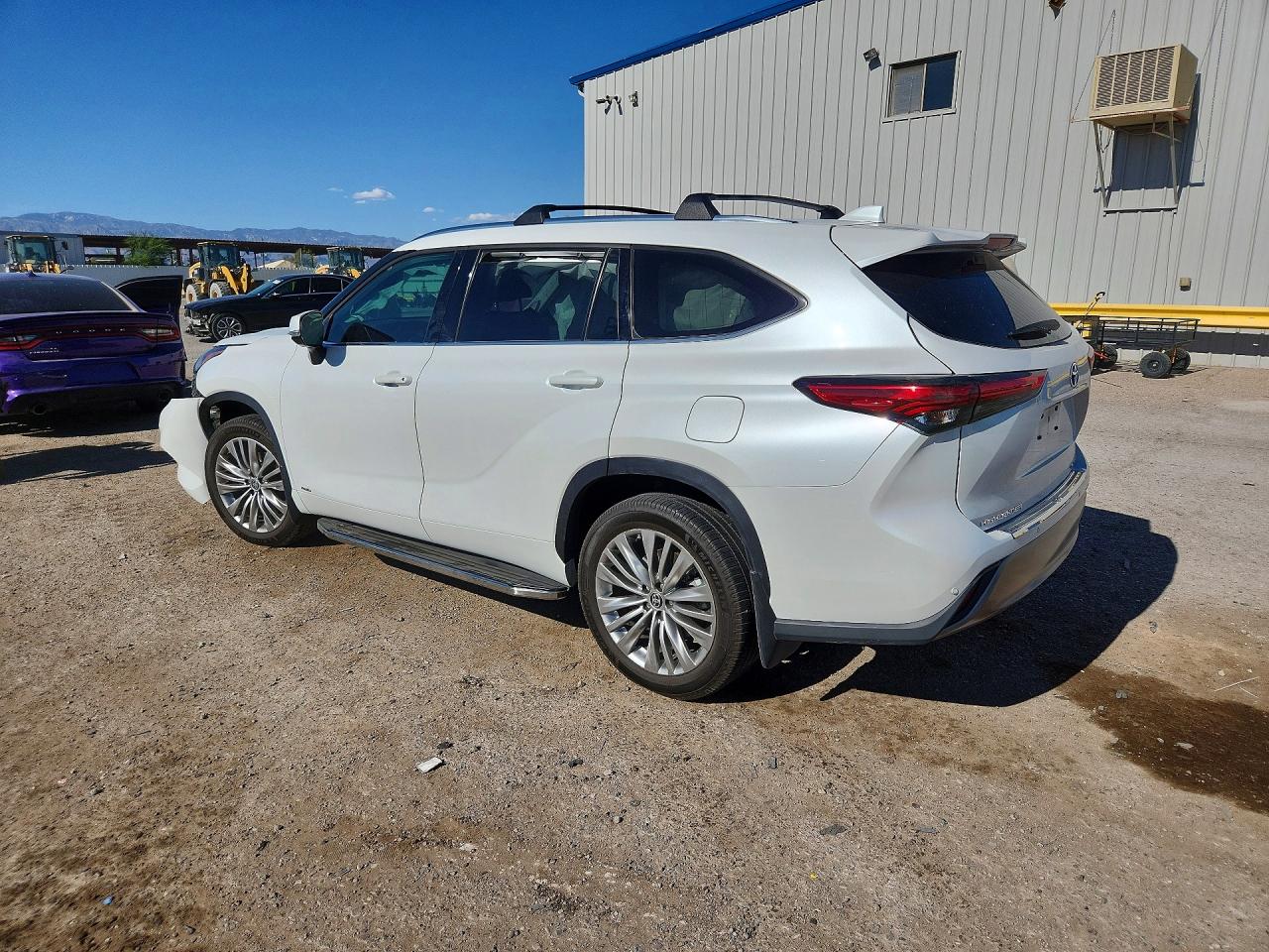 2022 TOYOTA HIGHLANDER HYBRID PLATINUM photo 3