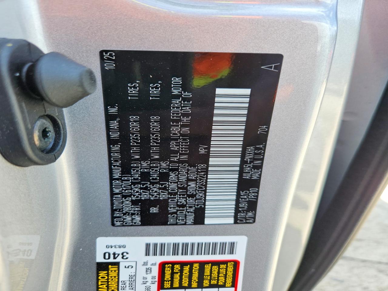 2025 TOYOTA SIENNA XLE 7-PASSENGER photo 13