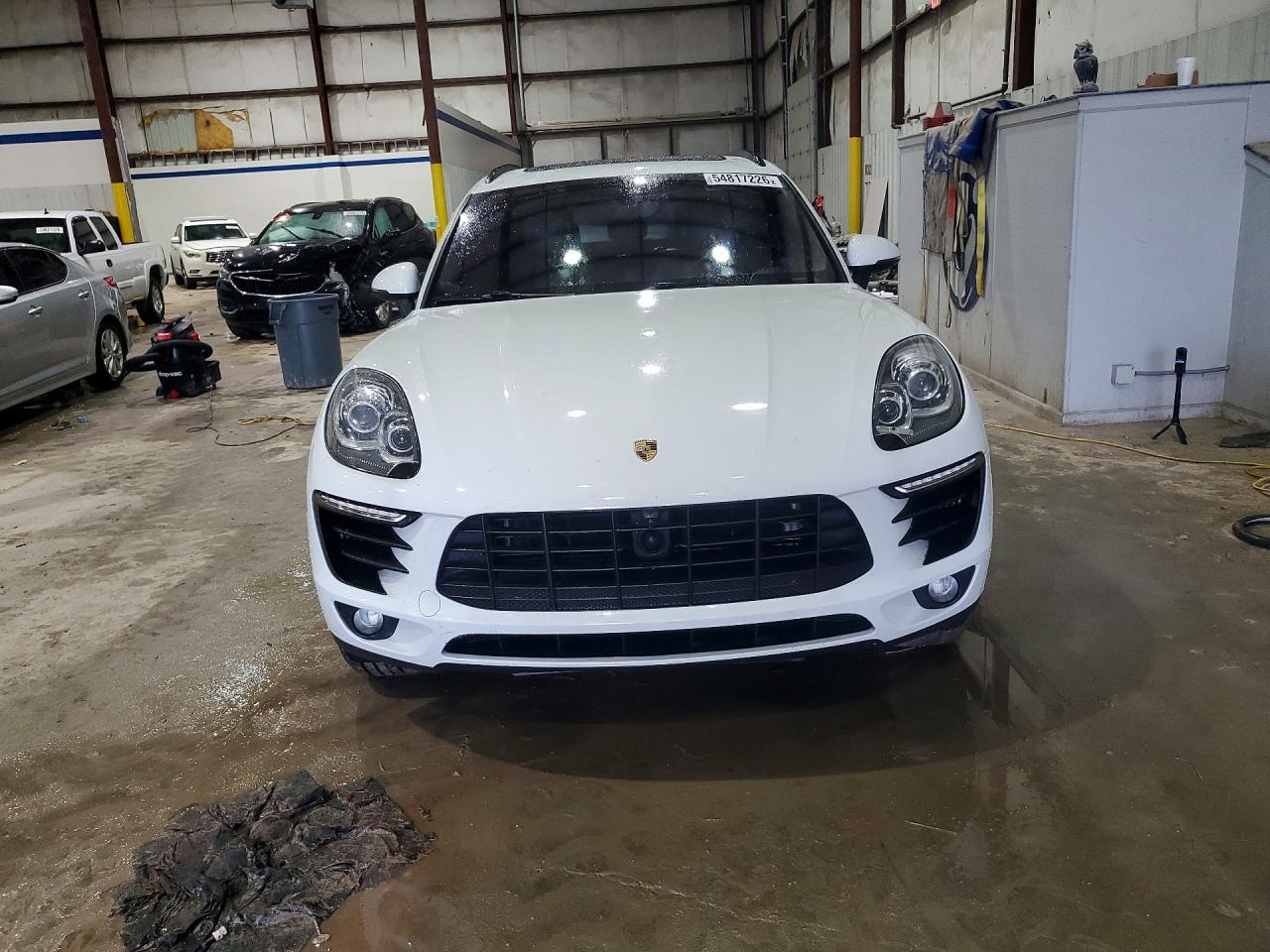2016 PORSCHE MACAN S photo 9