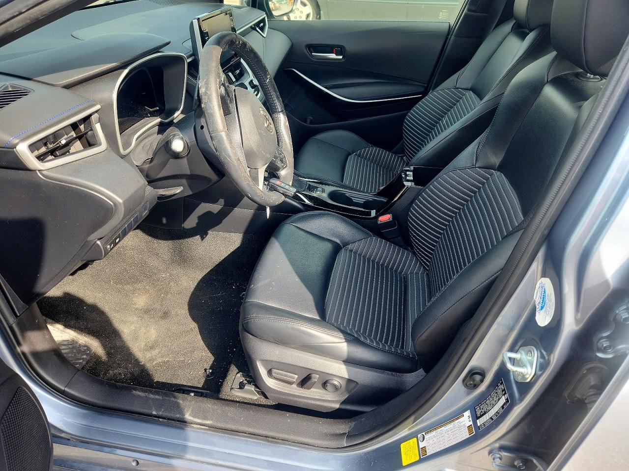 2020 TOYOTA COROLLA XSE photo 13