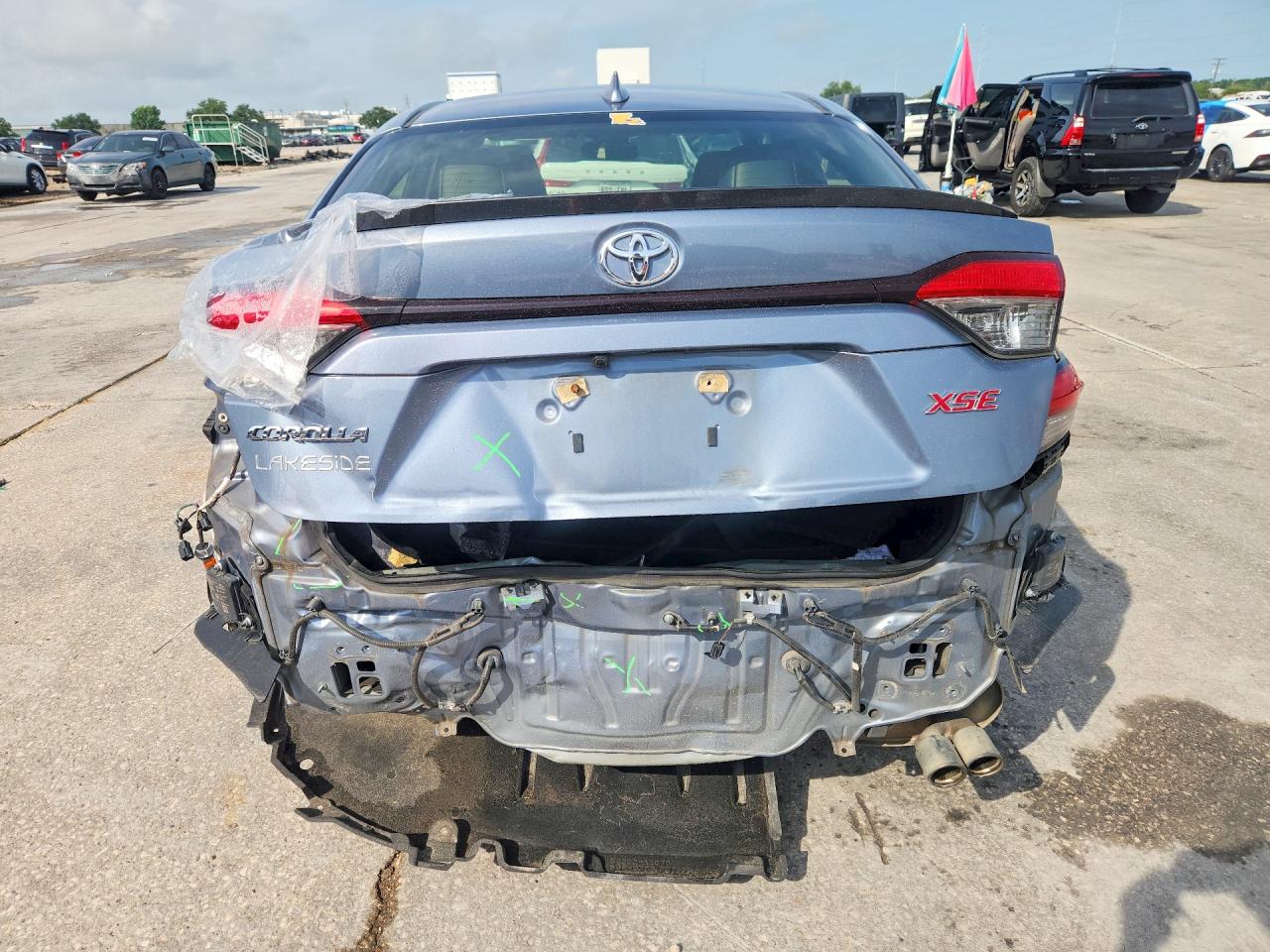 2020 TOYOTA COROLLA XSE photo 11