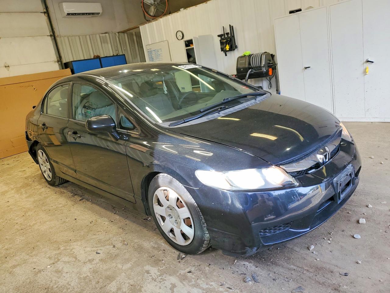2010 HONDA CIVIC LX photo 4