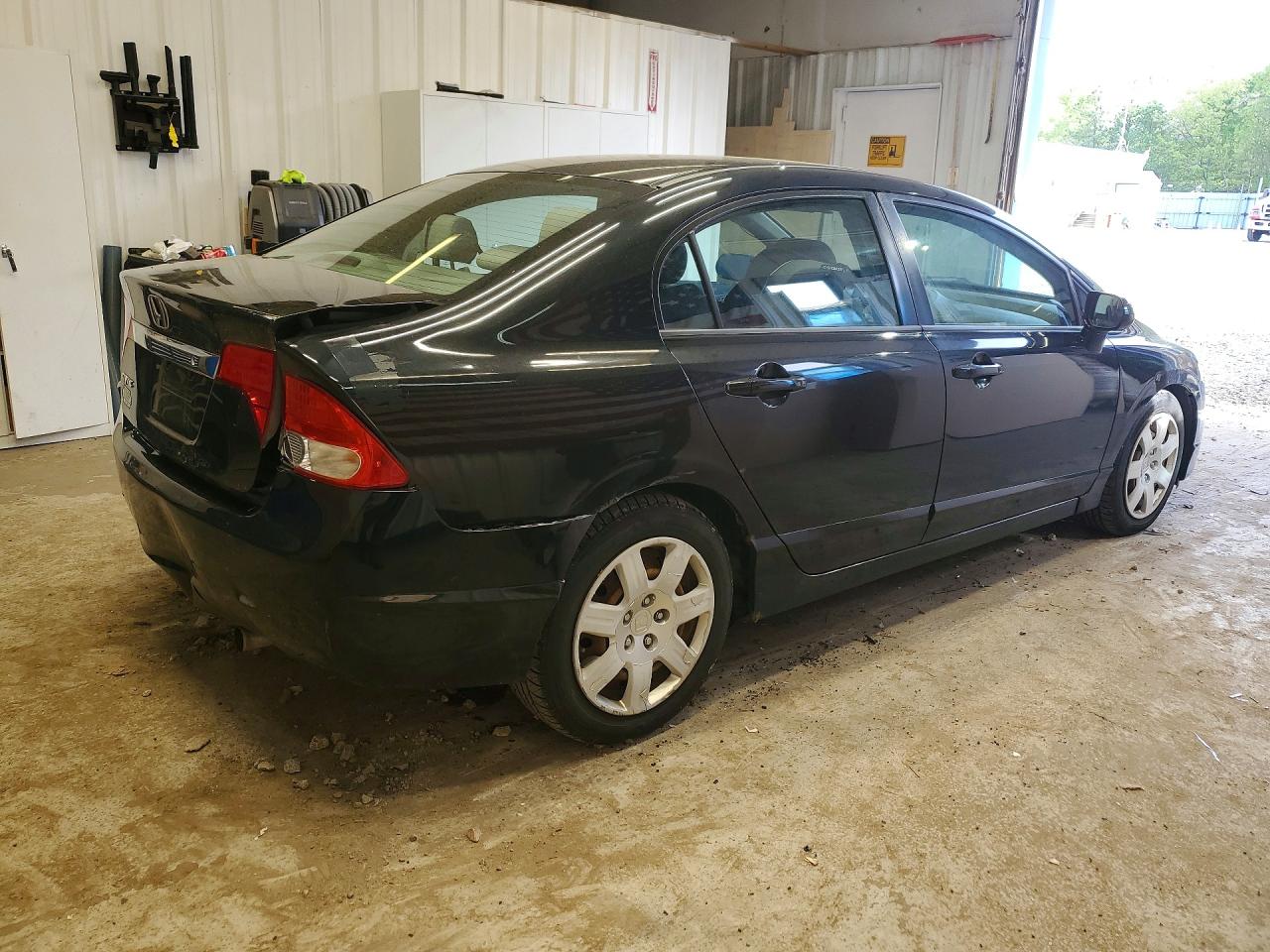 2010 HONDA CIVIC LX photo 3