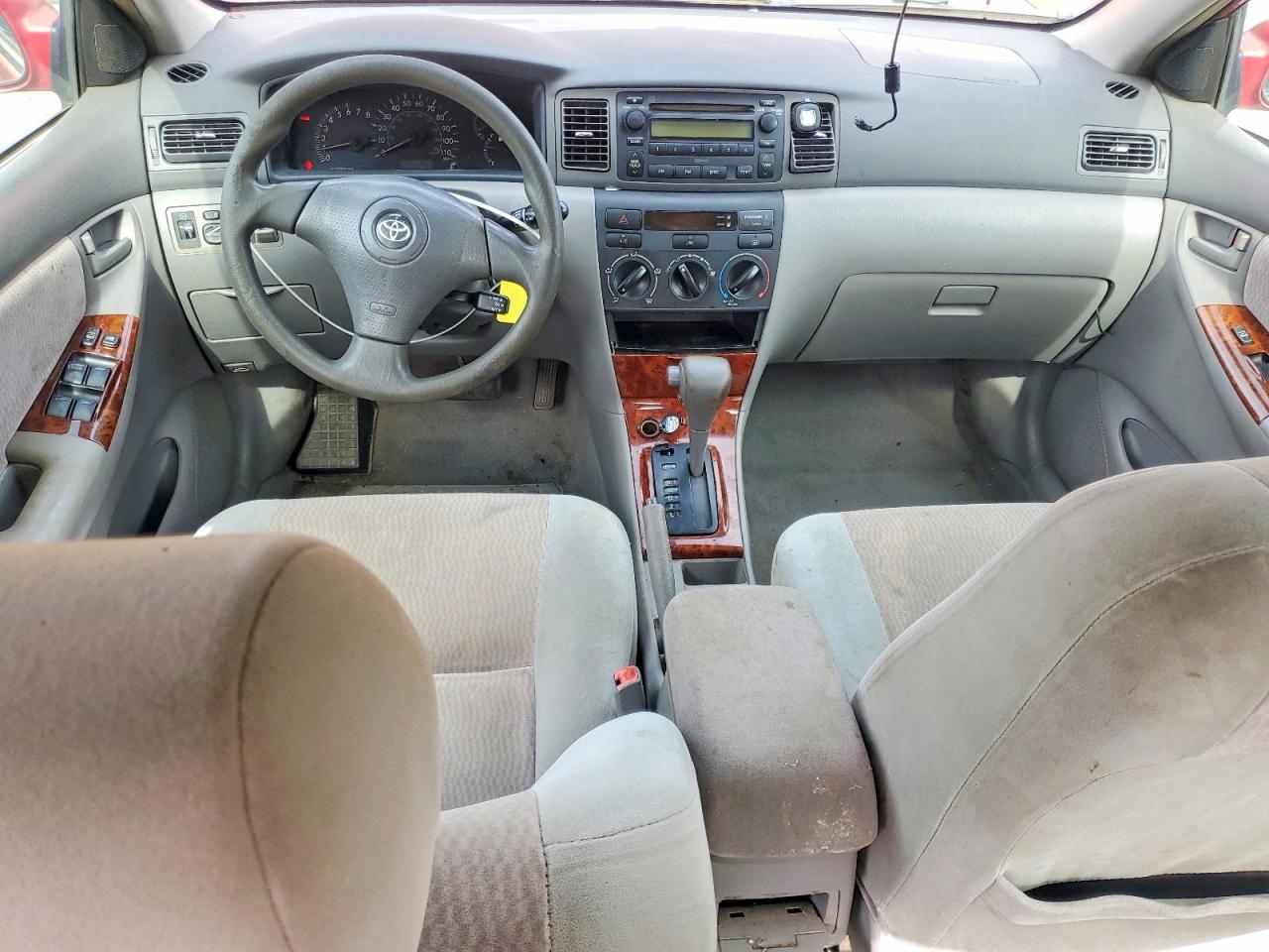 2006 TOYOTA COROLLA LE photo 15