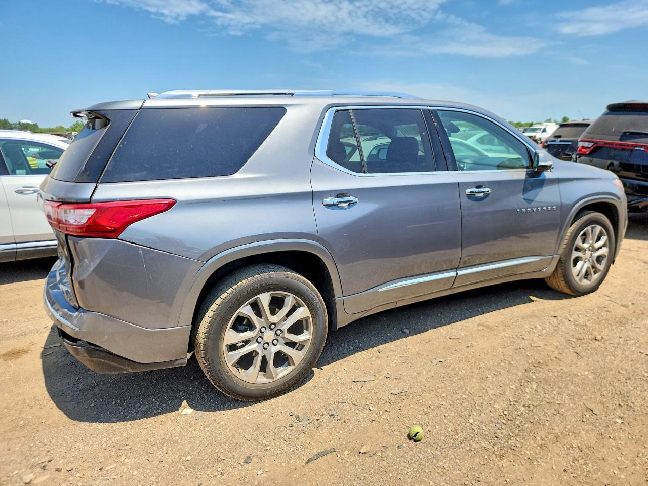 2019 CHEVROLET TRAVERSE PREMIER photo 5