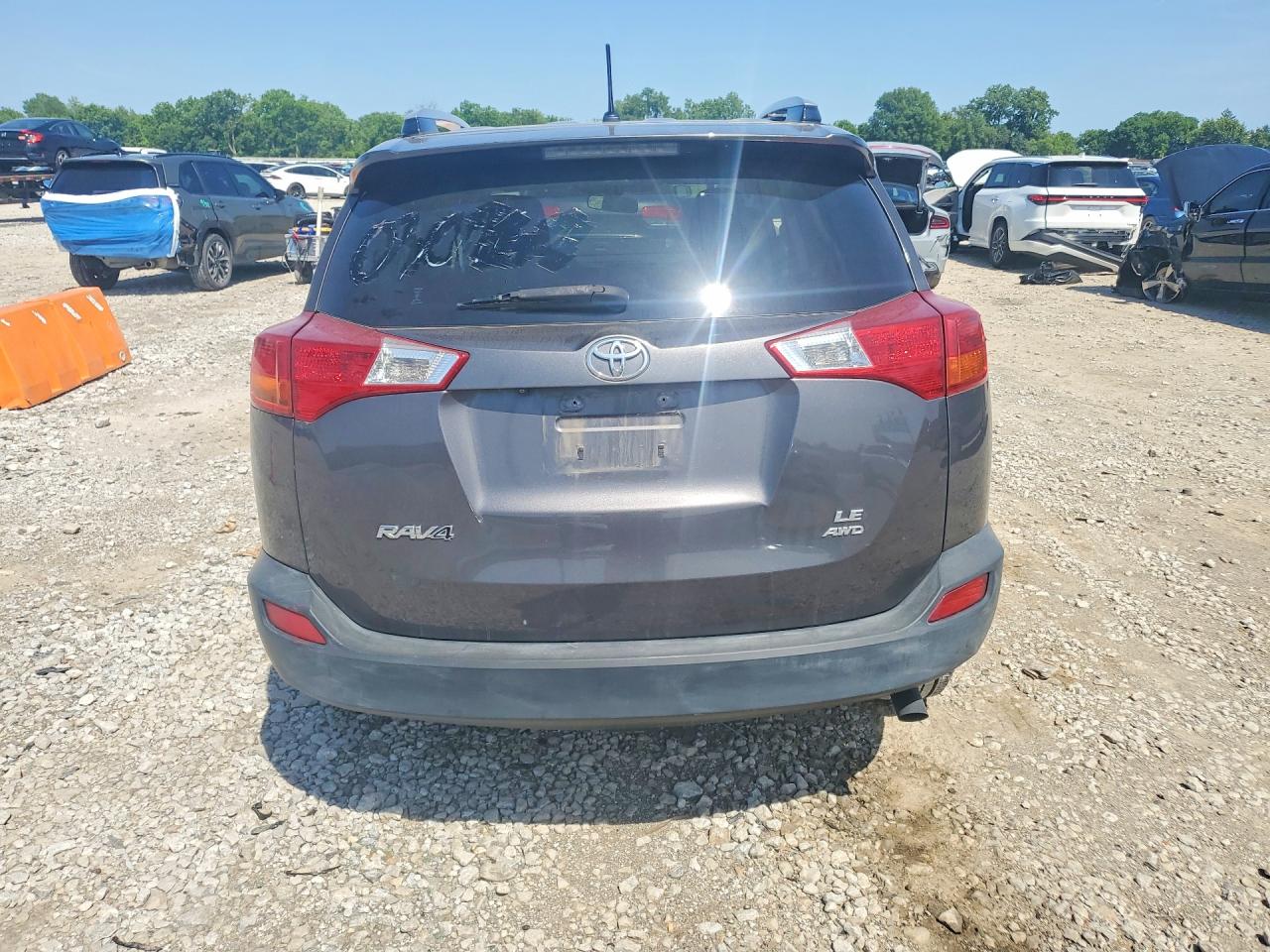 2015 TOYOTA RAV4 LE photo 16