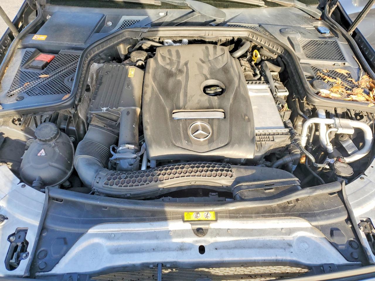 2015 MERCEDES-BENZ C 300 photo 31