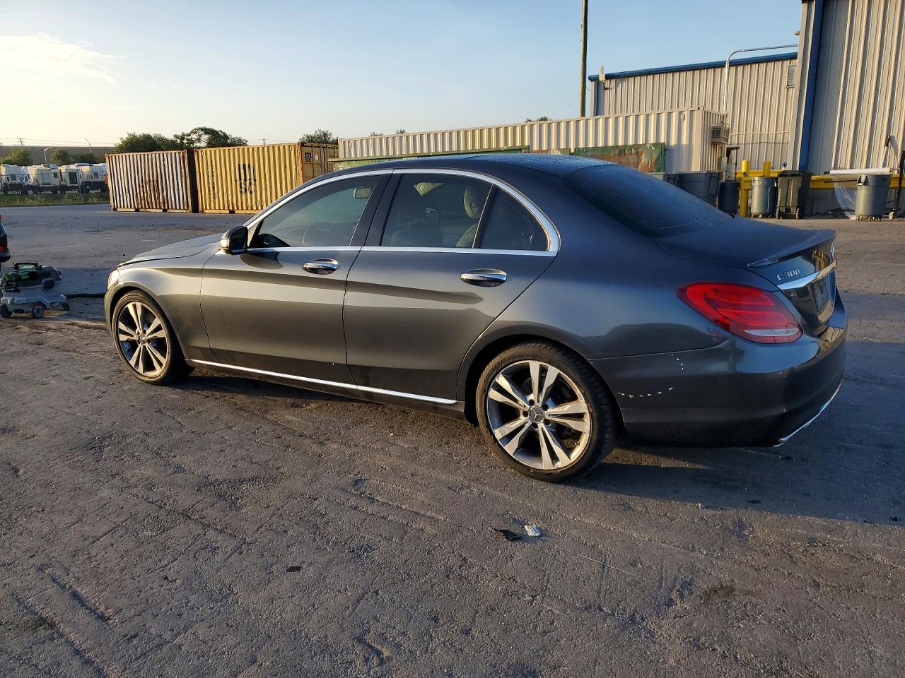 2015 MERCEDES-BENZ C 300 photo 4