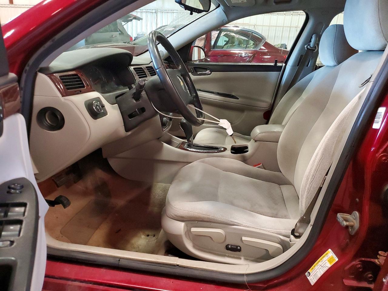 2011 CHEVROLET IMPALA LT photo 13