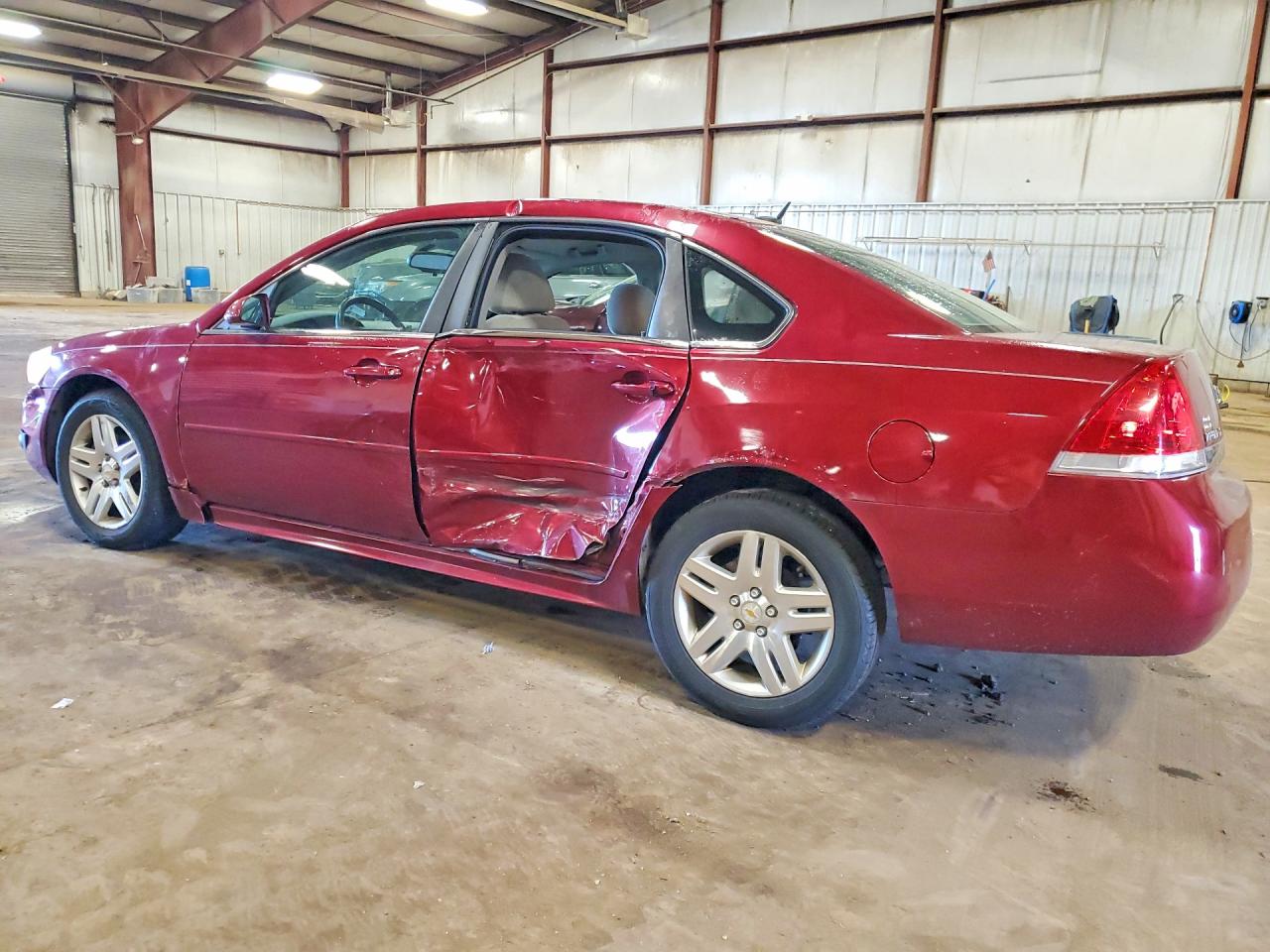 2011 CHEVROLET IMPALA LT photo 3