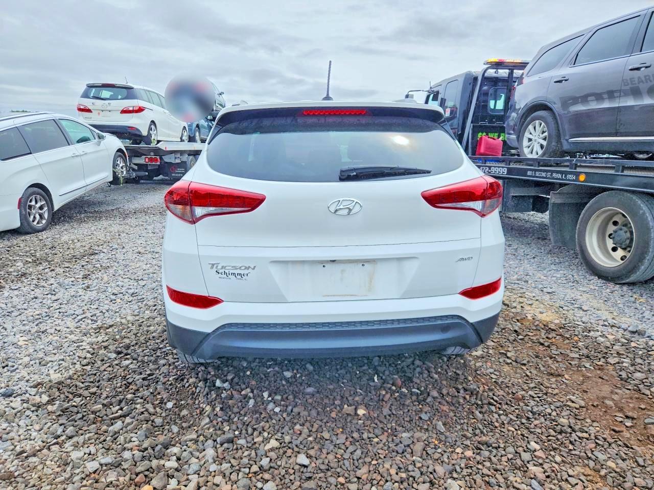 2017 HYUNDAI TUCSON SE photo 11