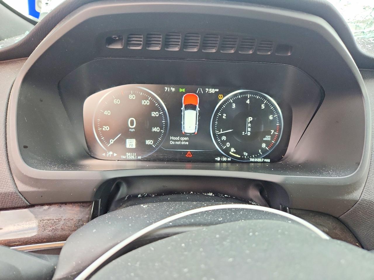 2018 VOLVO XC90 T6 photo 25