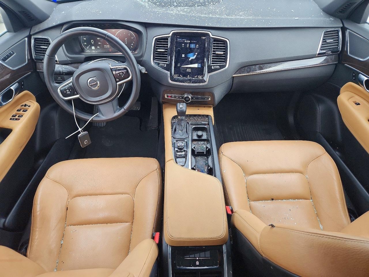 2018 VOLVO XC90 T6 photo 22