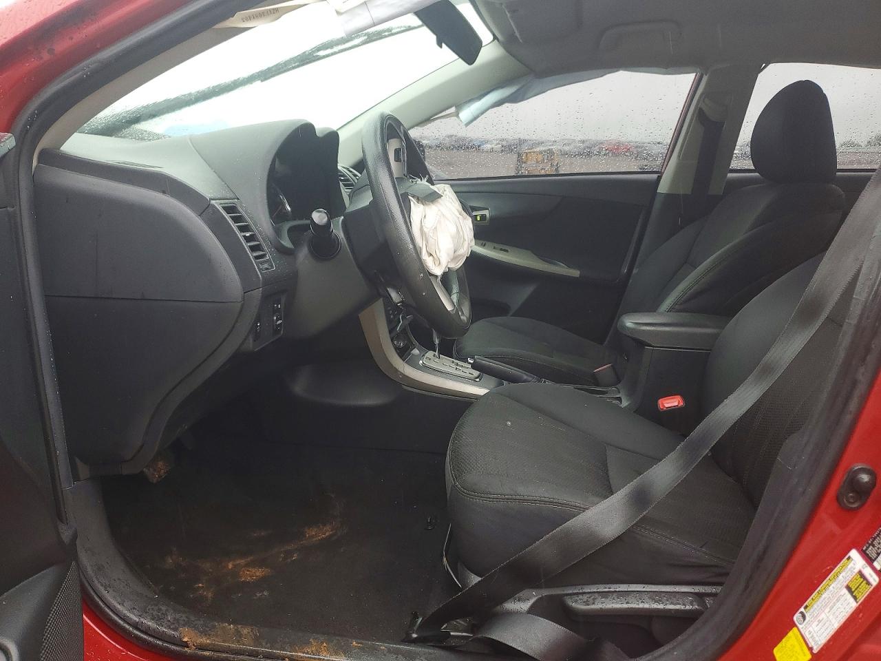 2013 TOYOTA COROLLA S photo 7