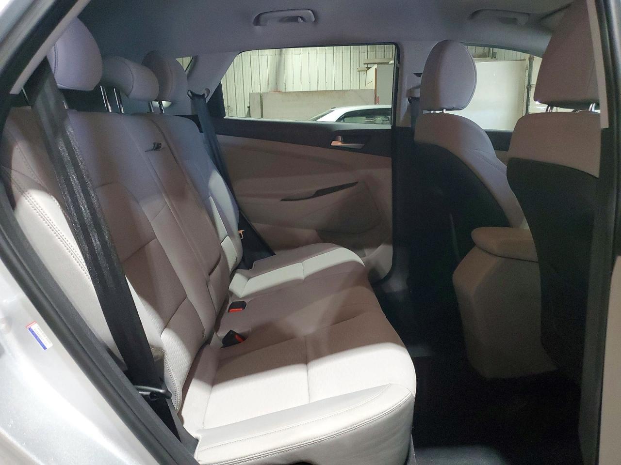 2019 HYUNDAI TUCSON VALUE photo 11