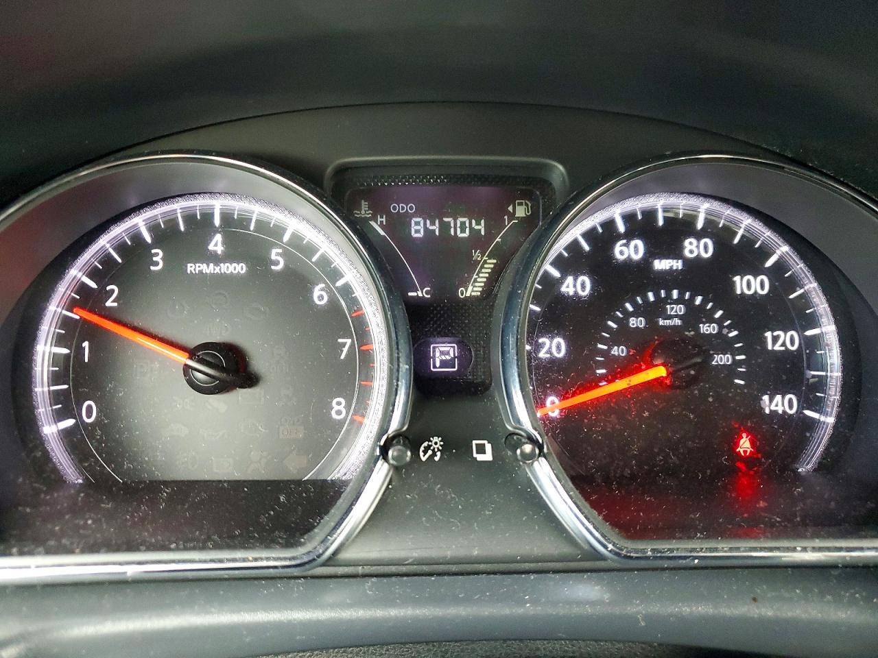 2018 NISSAN VERSA SV photo 17