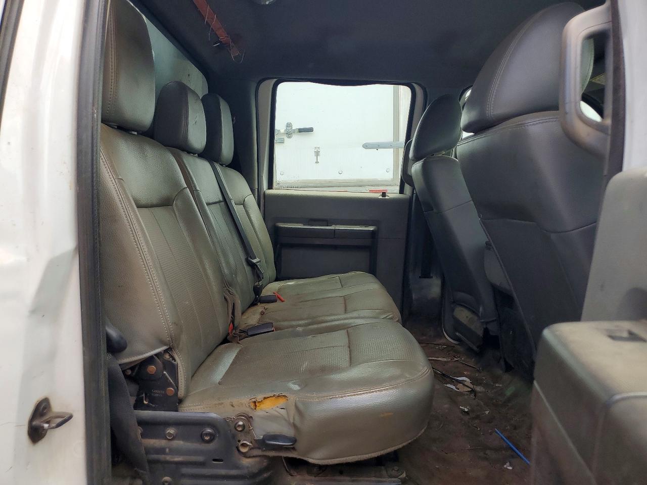 2012 FORD F550 SUPER DUTY photo 28