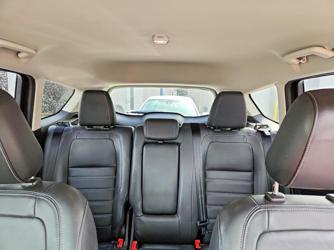 2018 FORD ESCAPE SEL photo 19
