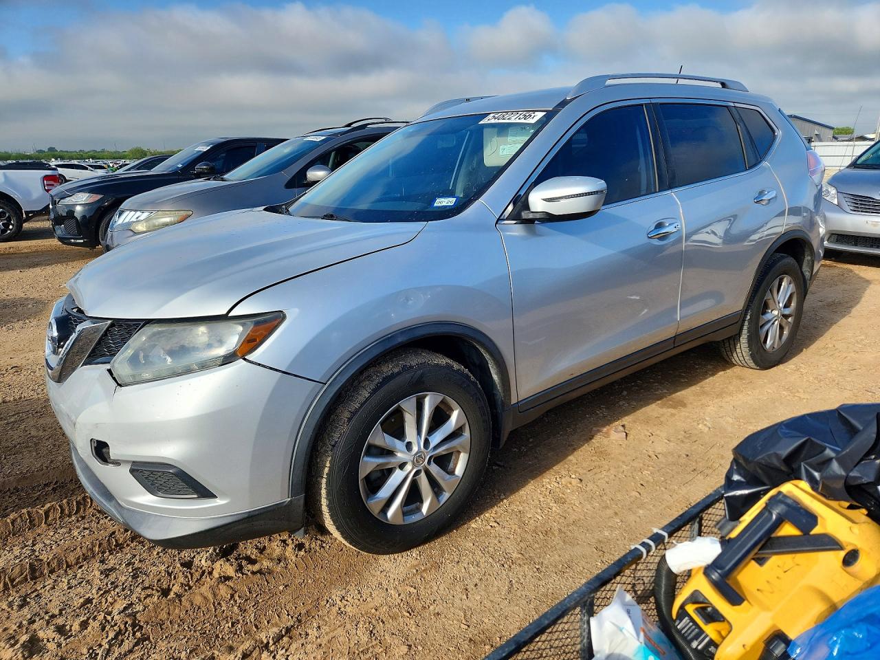 2016 NISSAN ROGUE