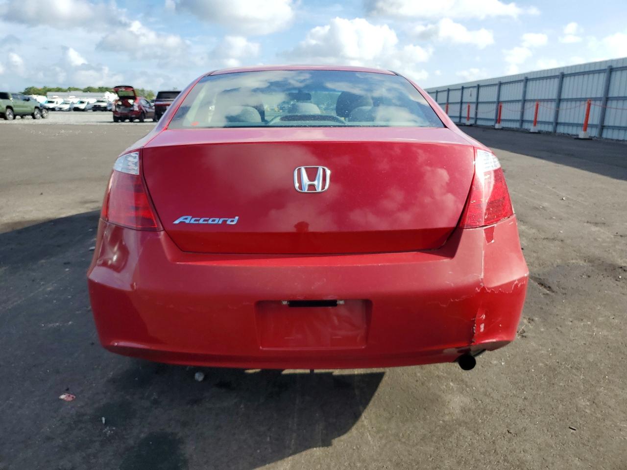 2008 HONDA ACCORD LX-S photo 11