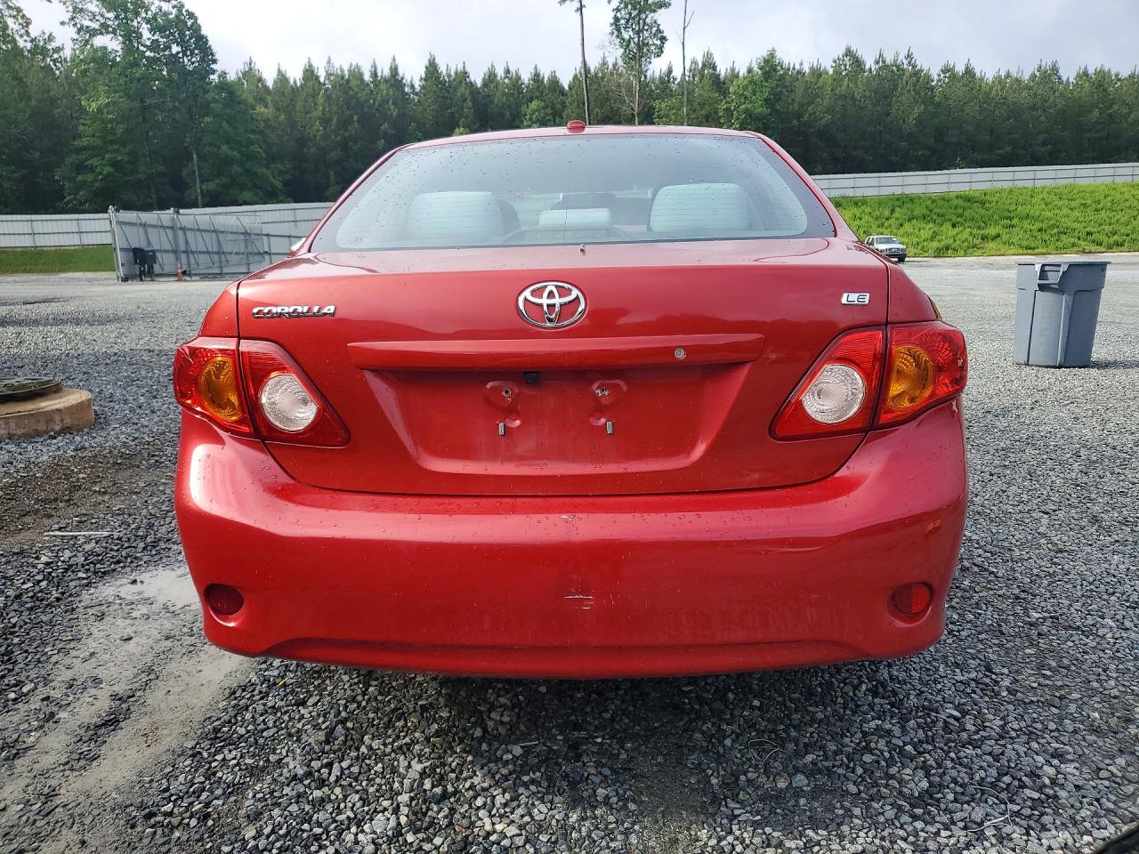 2010 TOYOTA COROLLA LE photo 11