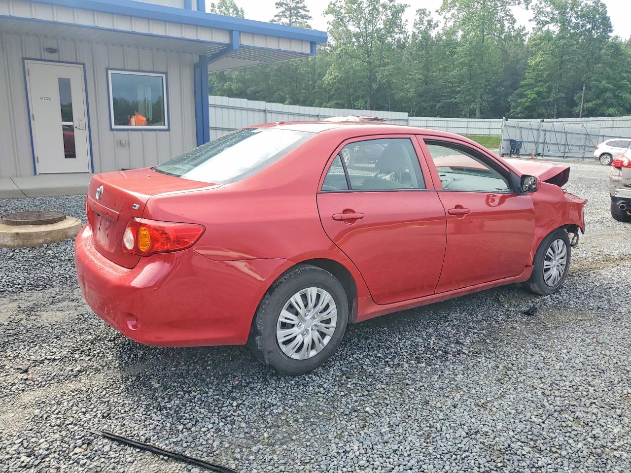 2010 TOYOTA COROLLA LE photo 5