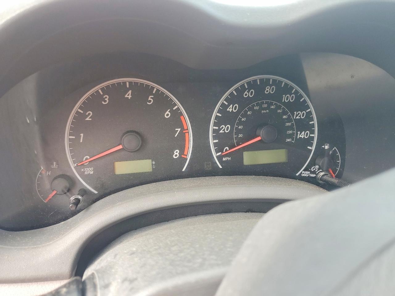 2010 TOYOTA COROLLA LE photo 17