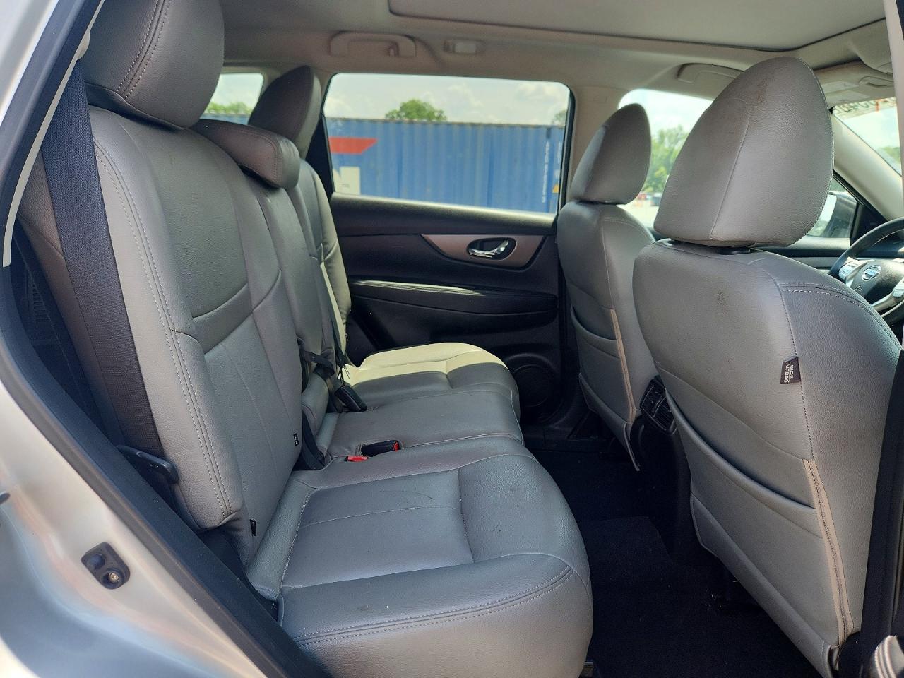 2014 NISSAN ROGUE SV photo 21