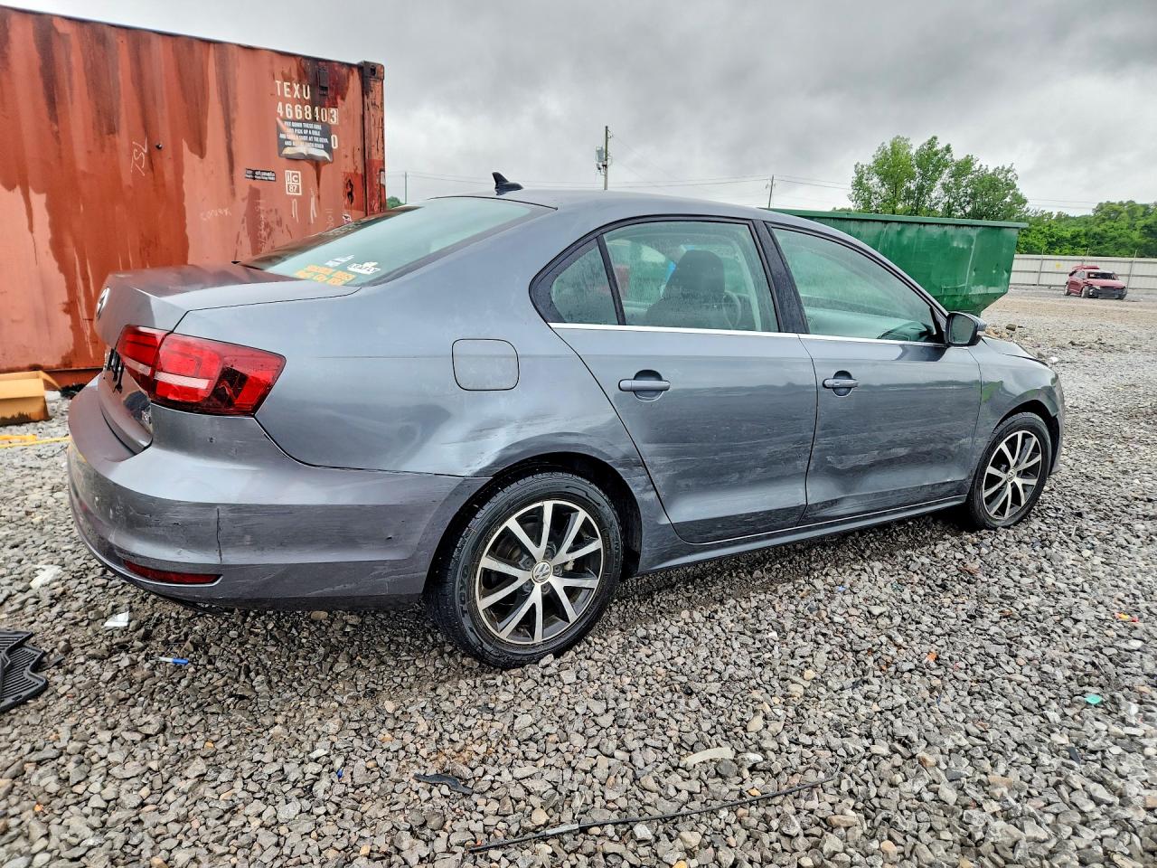 2017 VOLKSWAGEN JETTA SE photo 3