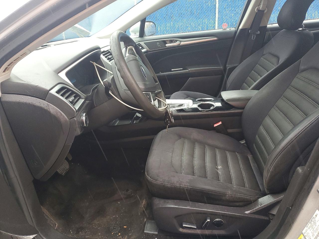 2013 FORD FUSION SE photo 7