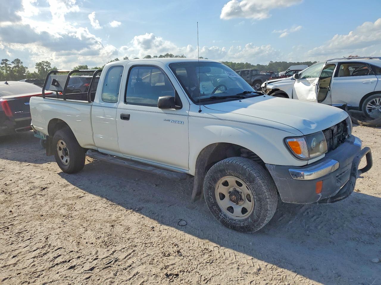 1998 TOYOTA TACOMA XTRACAB photo 7