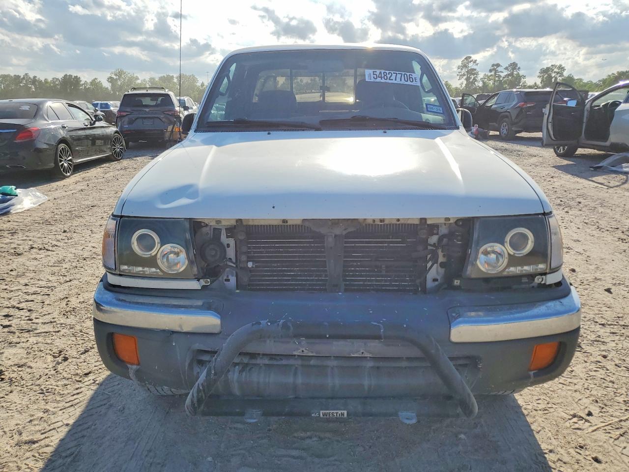 1998 TOYOTA TACOMA XTRACAB photo 9