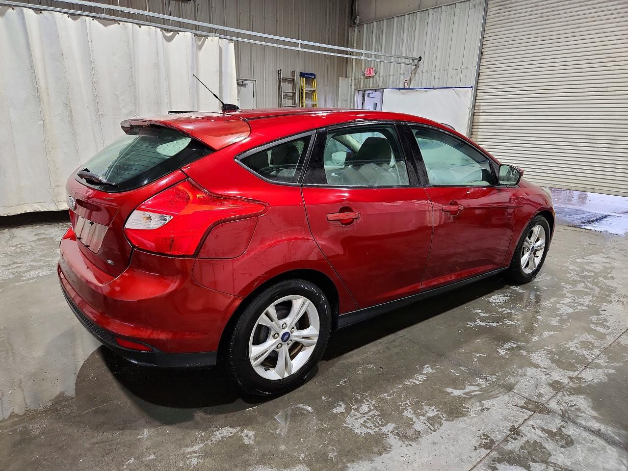 2013 FORD FOCUS SE photo 5