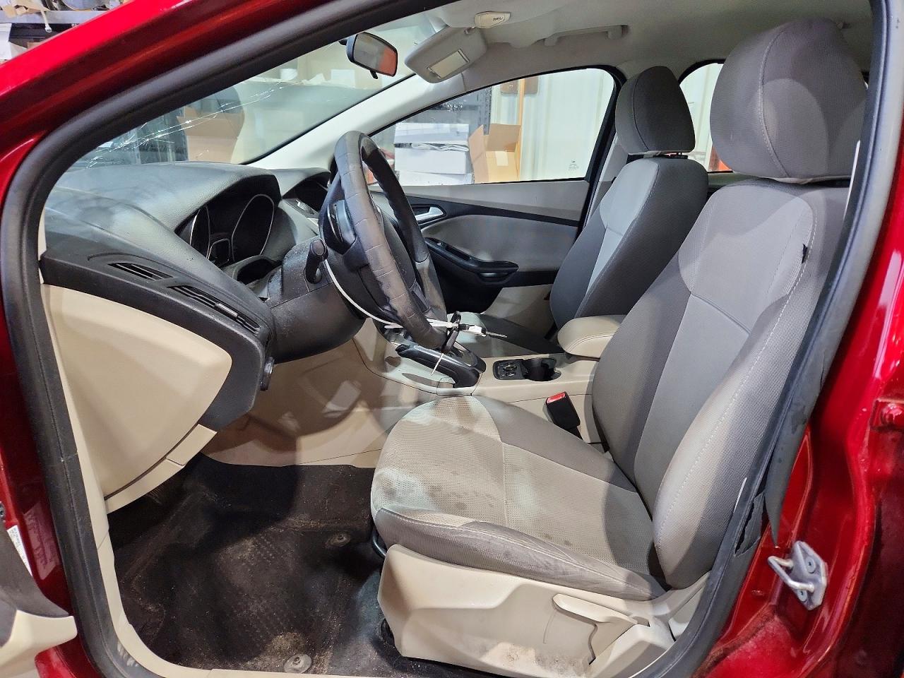 2013 FORD FOCUS SE photo 13