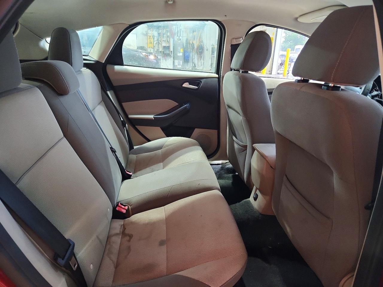 2013 FORD FOCUS SE photo 19