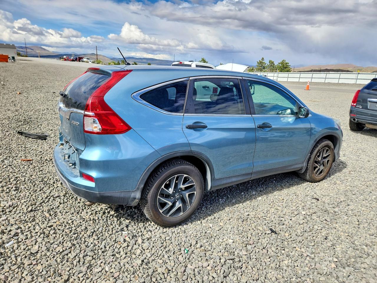 2016 HONDA CR-V SE photo 3