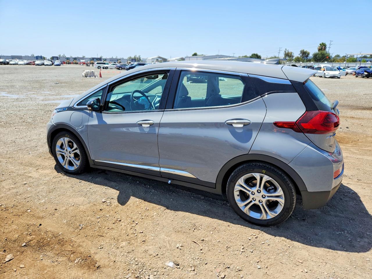 2020 CHEVROLET BOLT EV LT photo 2