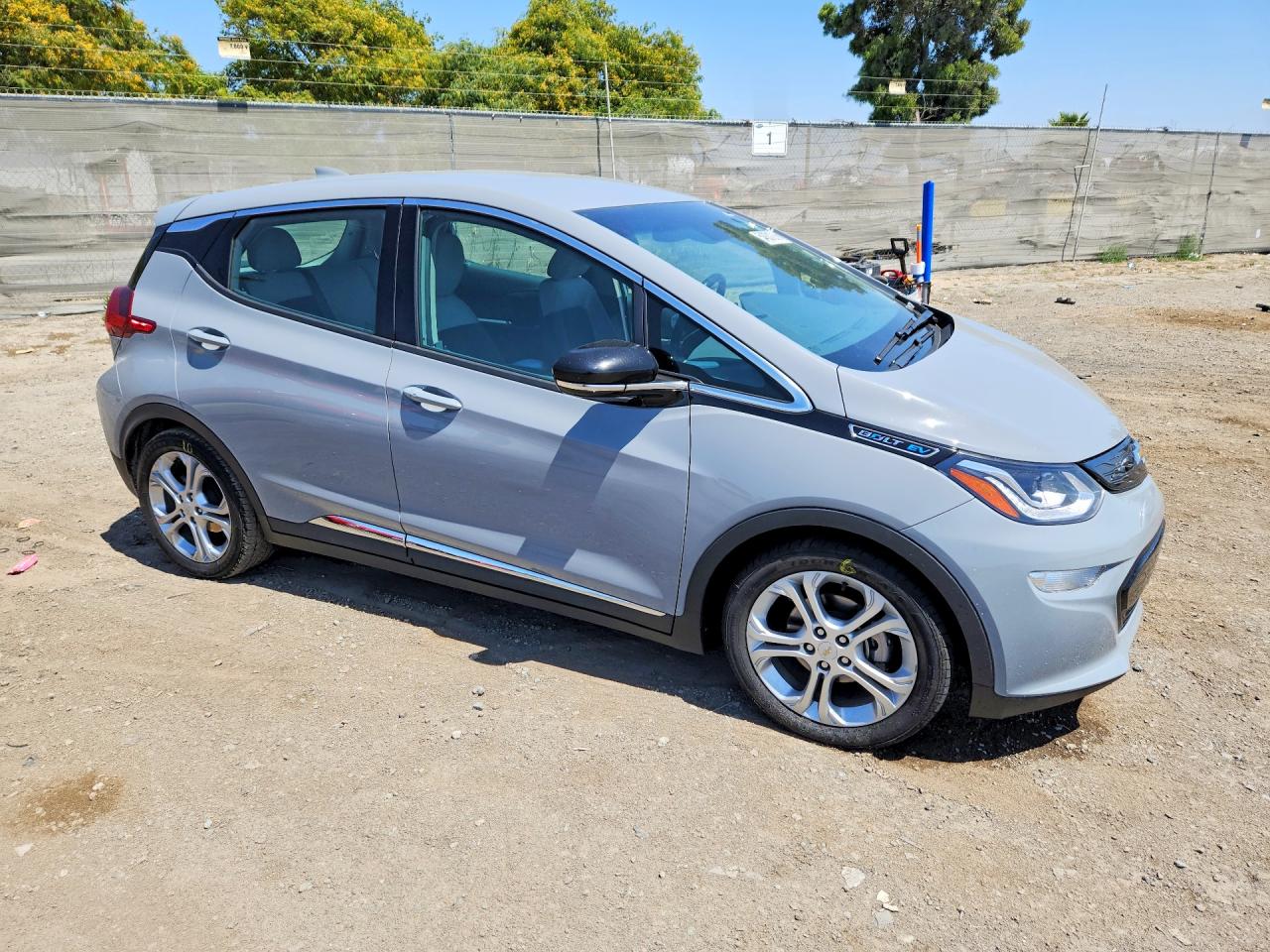 2020 CHEVROLET BOLT EV LT photo 4