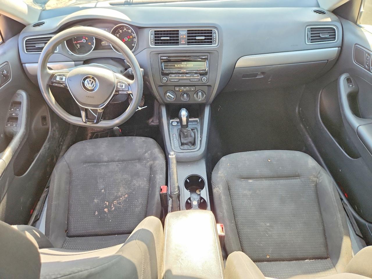 2015 VOLKSWAGEN JETTA SE photo 15