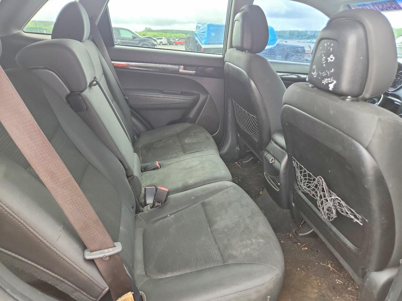 2015 KIA SORENTO LX photo 21