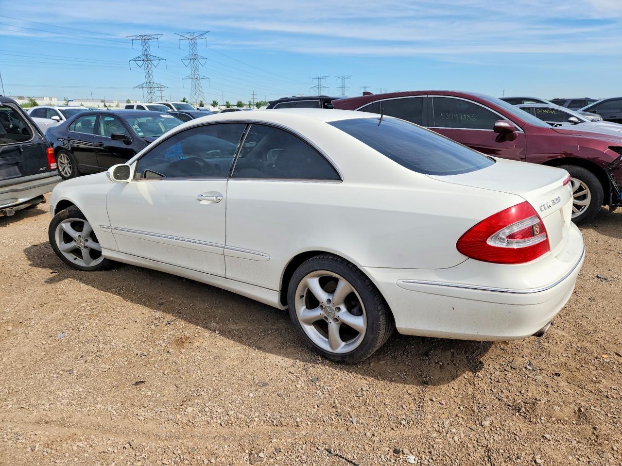 2005 MERCEDES-BENZ CLK 320C photo 4