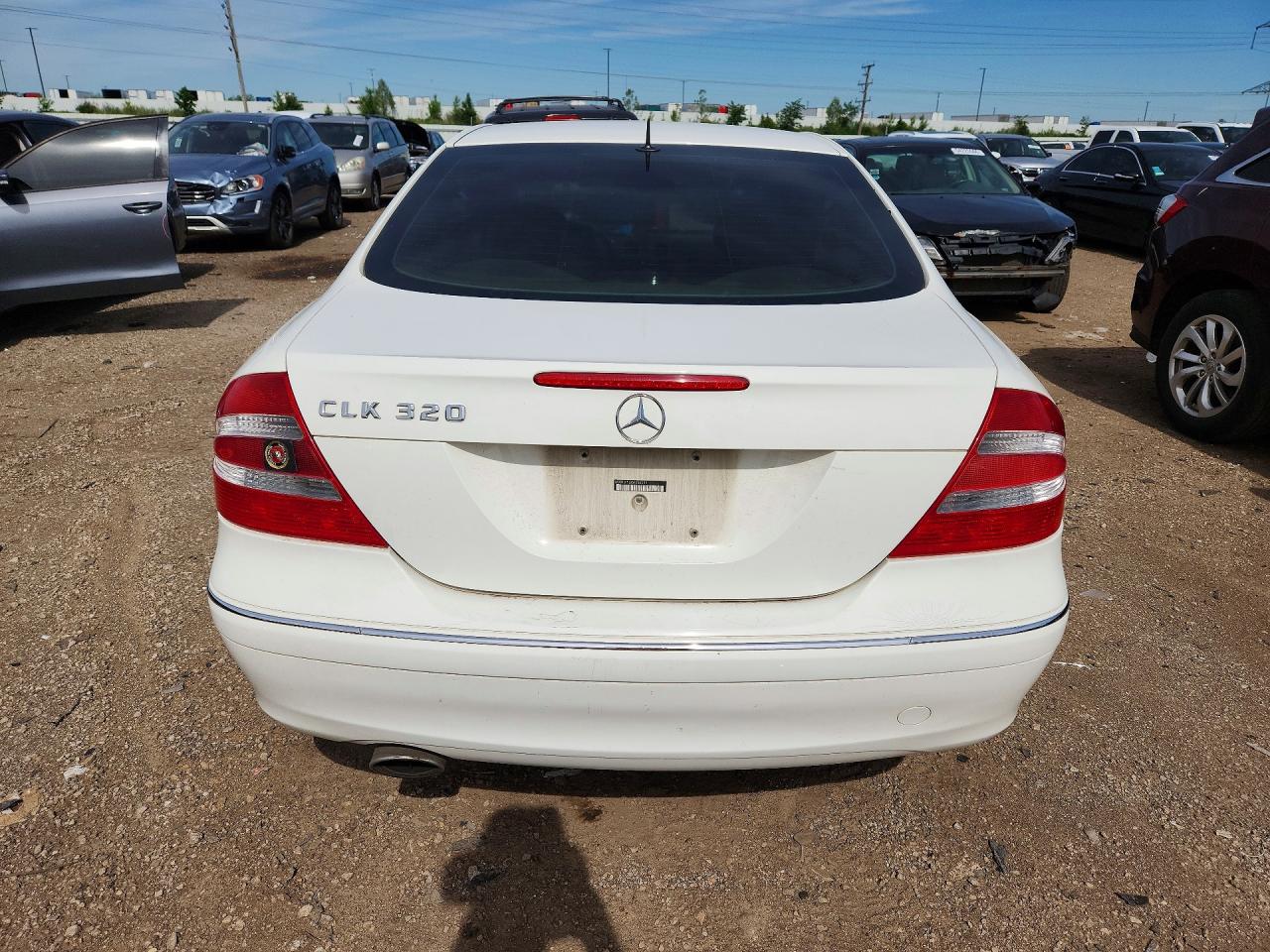 2005 MERCEDES-BENZ CLK 320C photo 16