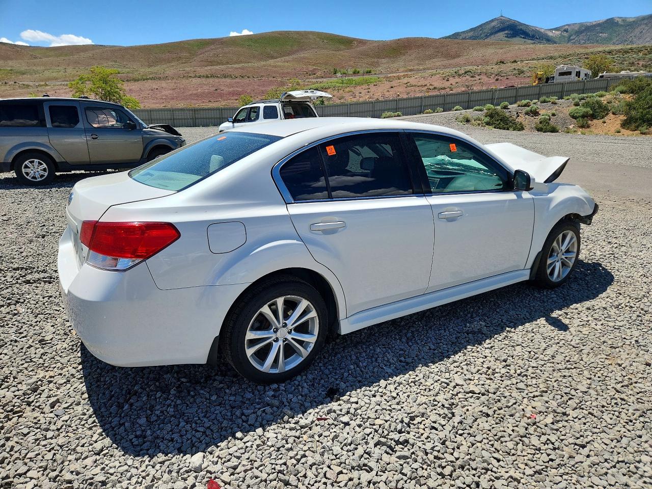 2013 SUBARU LEGACY 2.5I PREMIUM photo 5
