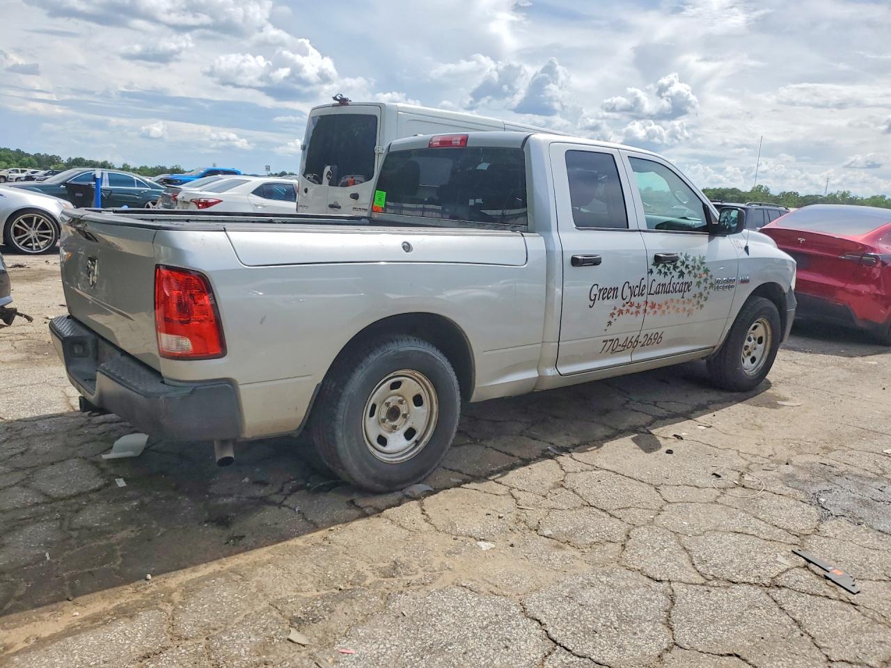 2014 RAM 1500 ST photo 7